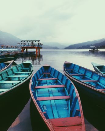 lakeside,pokhara,boat