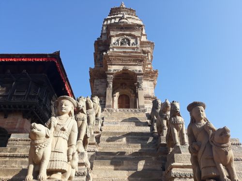 rebuilt,temple,nepal,earthquake,bhaktapur,durbar,square