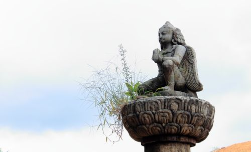 living,statue,goddess,hinduism,nepal
