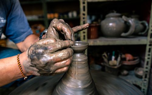 making,traditional,pottery,diyo,bhaktapur,nepal