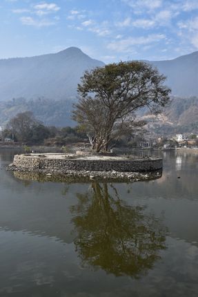 taudaha,lake,history,steeped,legend,believed,entire,kathmandu,valley,covered,water,manjushree,cut,gorge,chobhar,drain,left