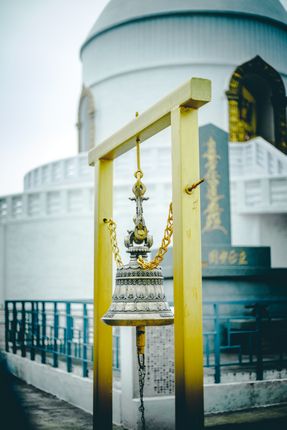 bell,stupa,tight