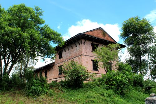 picture,lamjung,durbar,located,gaunsahar,district