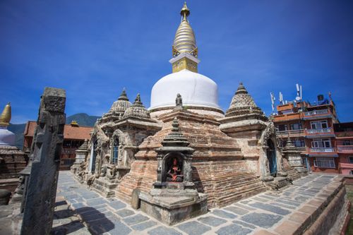 built,tibetan,buddhist,style,chilancho,stupas,means,immortal,god,hill,medieval,times,oldest,temple,kirtipur