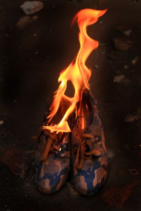 burning,shoes,sms,photography