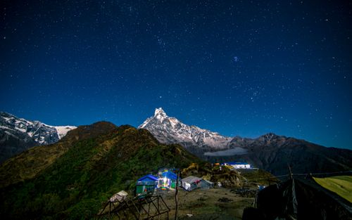 night,view,mount,fishtail,range,high,camp,mardi,trek,nepal