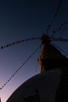 swayambhu,nath,pictured,evening