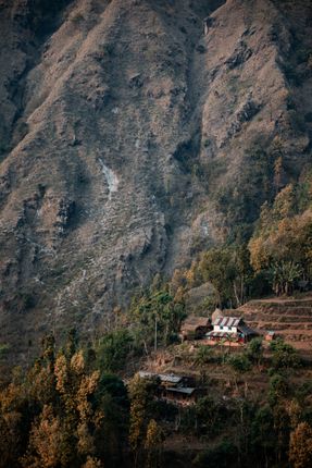 nepali,architecture,designed,house,top,small,hill,chitwan,nepal
