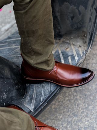 genuine,leather,chukka,boots