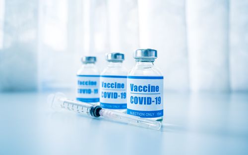 syringes,vaccine,covid-19,coronavirus,flu,infectious,diseases,injection,clinic