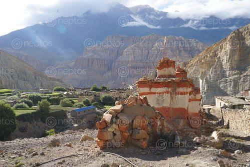 Find  the Image chorten,tetang  and other Royalty Free Stock Images of Nepal in the Neptos collection.