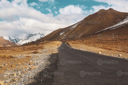 Find  the Image road,mountains  and other Royalty Free Stock Images of Nepal in the Neptos collection.
